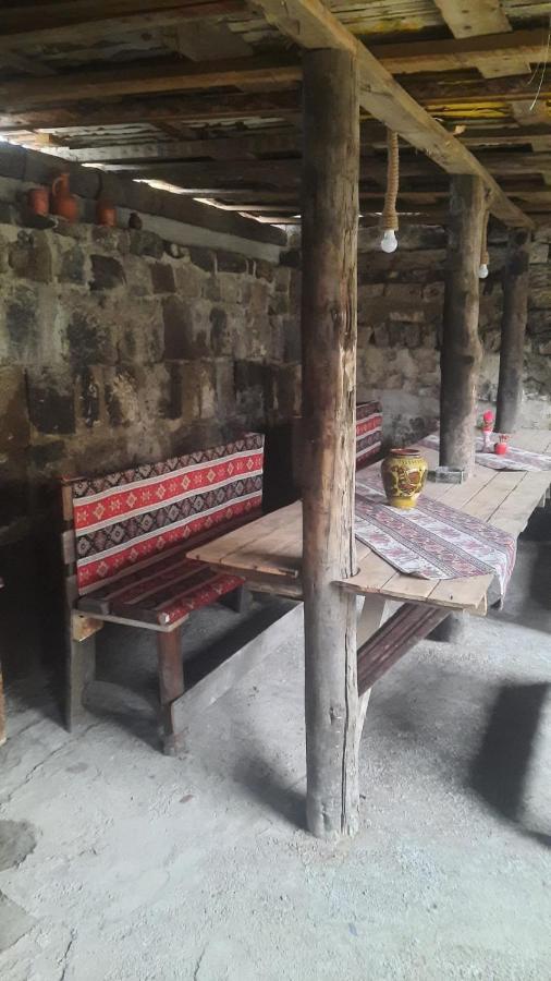 Old Arch Hotel Gjoumri Kültér fotó